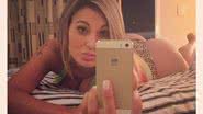 Imagem Andressa Urach provoca seguidores com calcinha fio dental