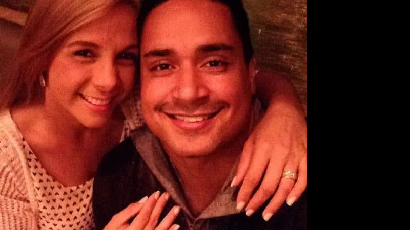 Imagem Xanddy e Carla Perez comemoram doze anos de casamento no Chile