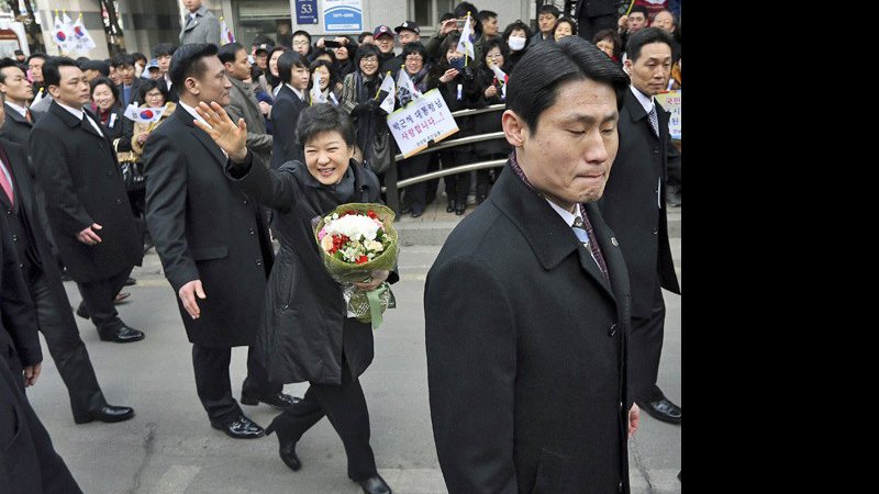 Imagem Psy rouba a cena em posse de presidente da Coreia do Sul