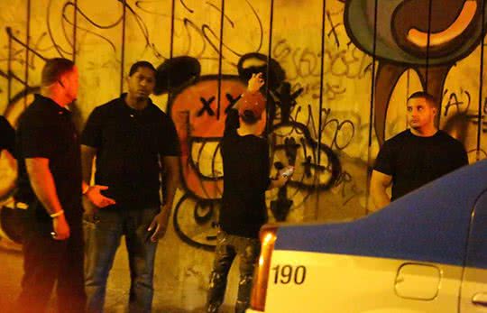 Imagem Pichação de Justin Bieber gera investigação policial