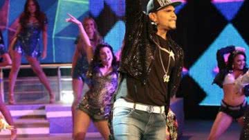 Imagem Bailarinas do Faustão acusam Naldo de arrogância e destrato