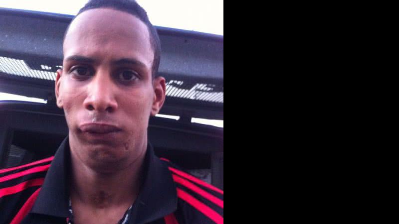 Imagem   Homem armado é preso por roubo de carro