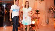 Imagem Solange Almeida ganha festa surpresa de aniversário