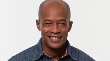 Imagem Lui Mendes expulsa amiga de colunista após ser visto com cigarro suspeito