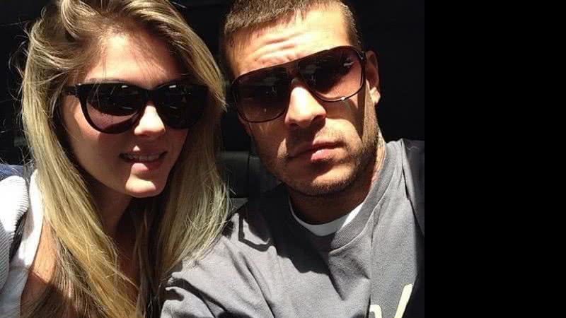 Imagem Bárbara Evans e Mateus Verdelho estão se encontrando
