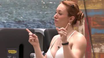 Imagem Aline sente cheiro de maconha na casa do BBB