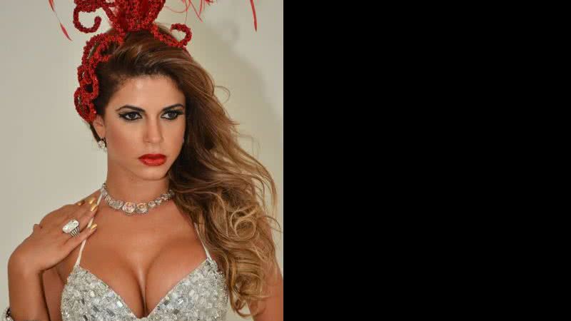 Imagem Fotos: Cacau Colucci mostra curvas em ensaio