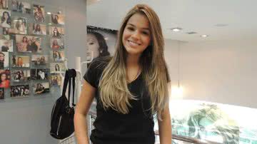 Imagem Bruna Marquezine muda o visual e pinta o cabelo de louro