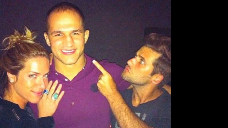 Imagem Bruno Gagliasso 'dá uma dura' em Junior Cigano