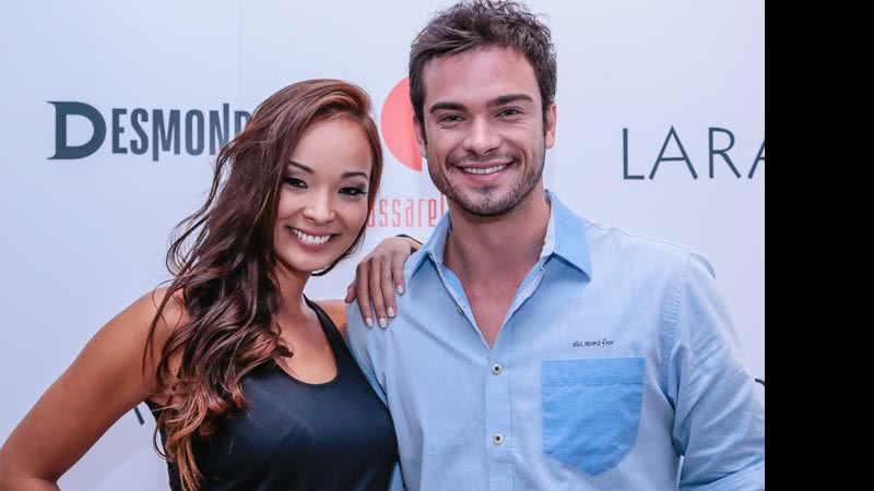 Imagem Carol Nakamura sai no tapa com Sidney Sampaio e é expulsa de avião