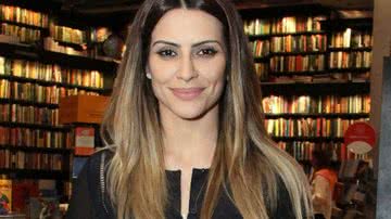 Imagem Cleo Pires tem crise de gastrite e é internada