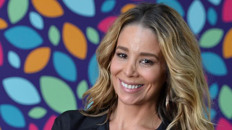 Imagem Danielle Winits se chateia com notícia de que estaria grávida