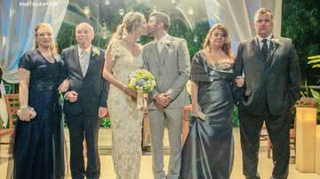 Imagem Luana Piovani publica foto de casamento e manda recado para os fãs