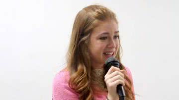 Imagem Marina Ruy Barbosa fica com fama de mentirosa após dizer que rasparia cabeça