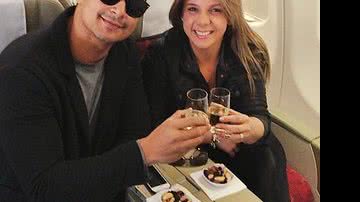 Imagem Xanddy e Carla Perez desabafam após boatos de crise no casamento