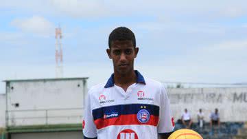Imagem Alef não é mais jogador do Bahia; Madson e Talisca também podem sair