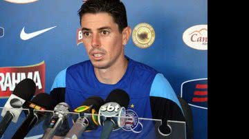 Imagem Após poucos minutos em campo Alessandro não é mais jogador do Bahia