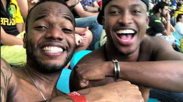Imagem Thiaguinho comemora gol de Neymar com coreografia na Fonte Nova