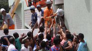 Imagem Operários da Fonte Nova são flagrados atuando como cambistas