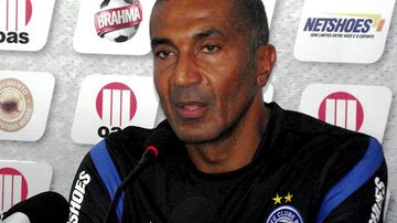 Imagem Cristóvão comemora triunfo contra o Botafogo