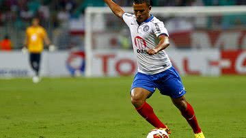 Imagem Lateral é desfalque no Bahia diante do Inter