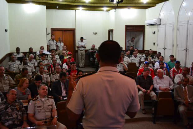 Imagem PM faz reunião preparatória para o clássico BA x VI