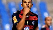 Imagem David Braz é reintegrado e voltará a defender o Vitória