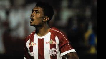 Imagem Dupla BaVi disputa contratação de atacante que brilhou no Náutico