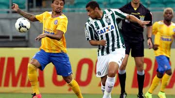 Imagem  Atacante desfalca Bahia contra o Cruzeiro 