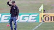 Imagem Neymar chora, perdoa Zúñiga e diz que seu sonho agora é voltar a jogar