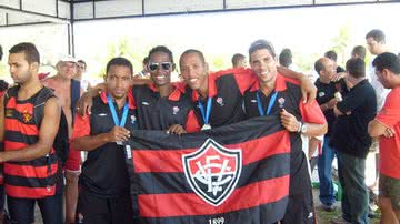 Imagem Atleta do Vitória morre em acidente de carro na Via Parafuso