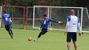 Imagem Com Barbio na lateral, Bahia encerra preparação para o Inter