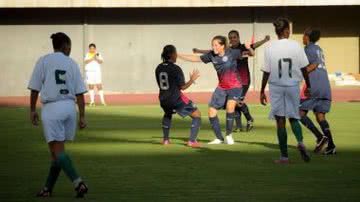 Imagem Bahia goleia e está na final do Baianão feminino