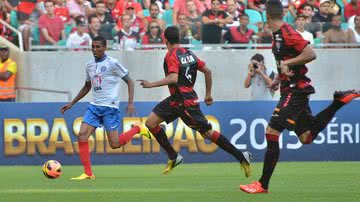 Imagem Em jogo equilibrado, Bahia e Vitória empatam na Fonte Nova