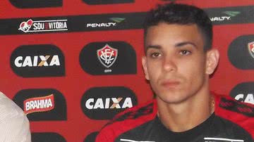 Imagem Caio pede Vitória com comportamento de ‘time grande’