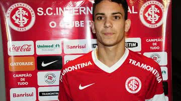 Imagem Vitória descarta contratação de atacante do Internacional