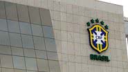 Imagem Campos ironiza Dilma e Aécio: ‘Estão querendo se candidatar a presidente da CBF’