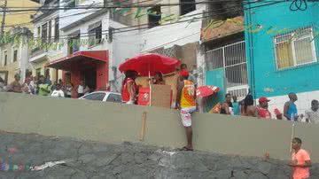 Imagem Ambulantes garantem vendas no entorno da Arena