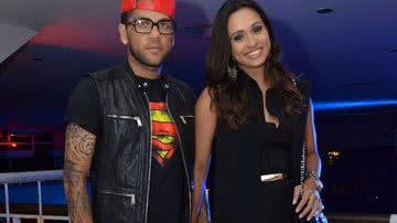 Imagem Namorada de Daniel Alves elogia companheirismo do amado