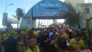 Imagem    Baianos e turistas lotam Farol da Barra em mais uma Fan Fest