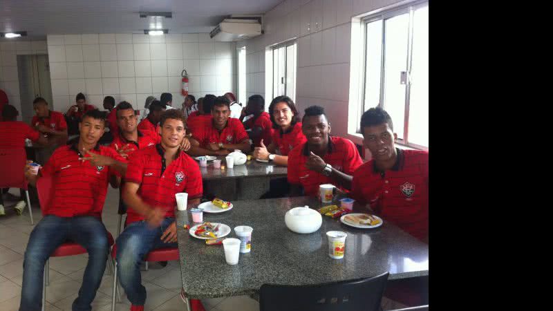 Imagem Vitória sub-20 já está em BH. Confira jogos do Leão na Taça BH