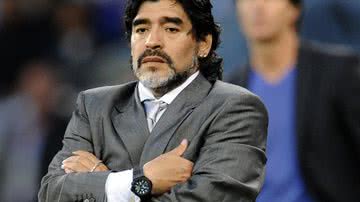 Imagem Maradona diz que Brasil só ganhou da Espanha porque jogou em casa