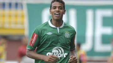 Imagem Novo volante do Bahia tem pai baiano e torcedor do Esquadrão