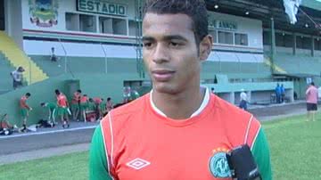 Imagem Bahia está perto de contratar volante da Chapecoense