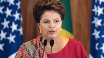 Imagem Dilma reúne equipe ministerial para tratar de manifestações