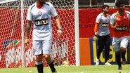 Imagem Vitória treina e Escudero está confirmado contra o Botafogo