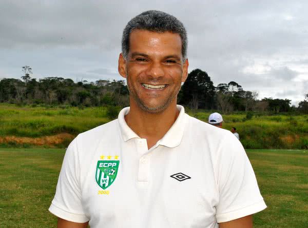 Imagem Presidente do Conquista confirma possibilidade em usar time misto