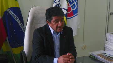 Imagem Presidente da FBF pede que a paz volte a reinar no Bahia