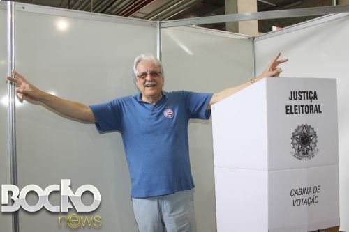 Imagem Eleições do Bahia: 3.300 tricolores escolheram Fernando Schimidt