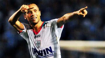 Imagem Ananias não esconde a vontade de defender o Cruzeiro